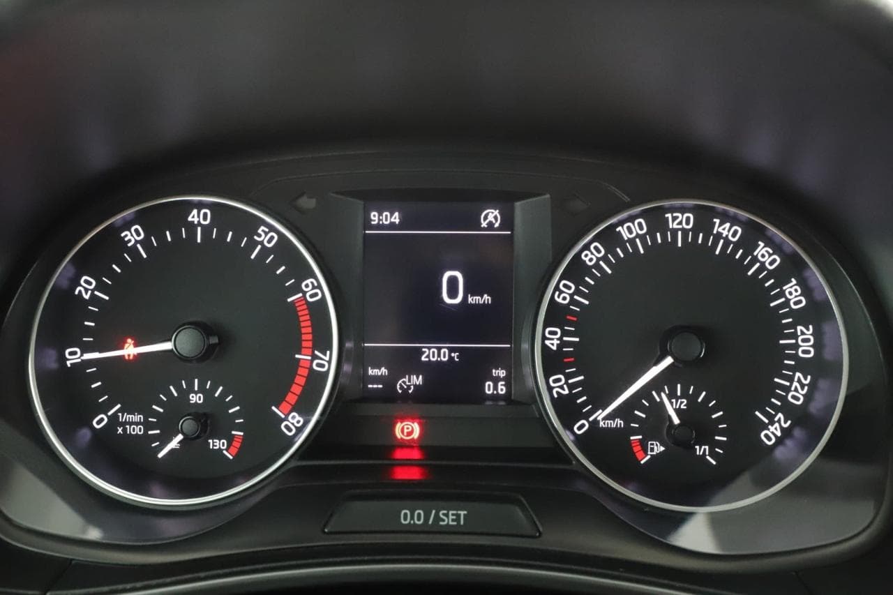 2018 Škoda FABIA - 16