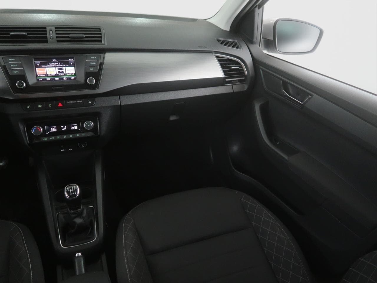 2017 Škoda FABIA - 11