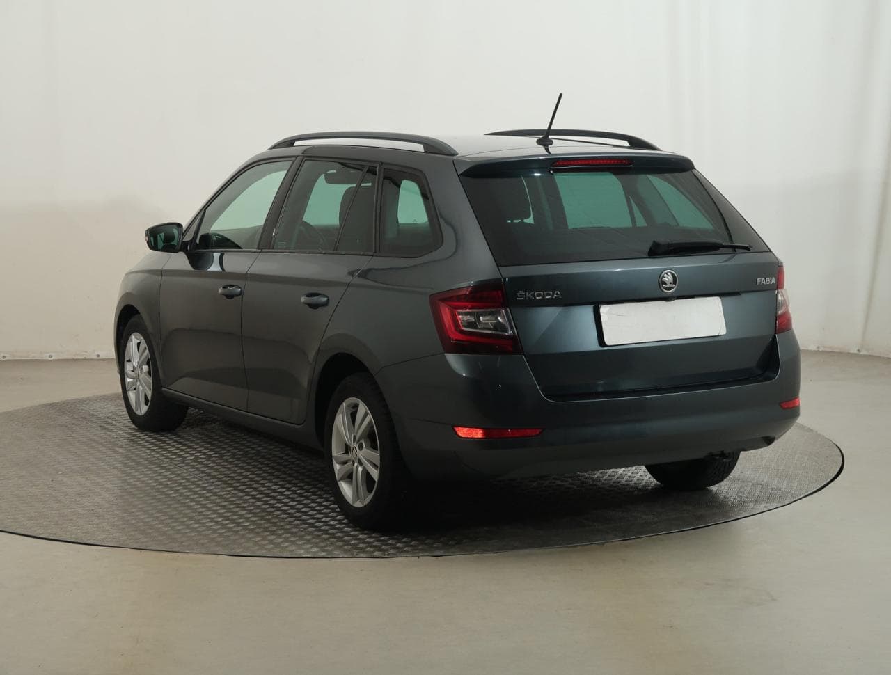 2019 Škoda FABIA - 5