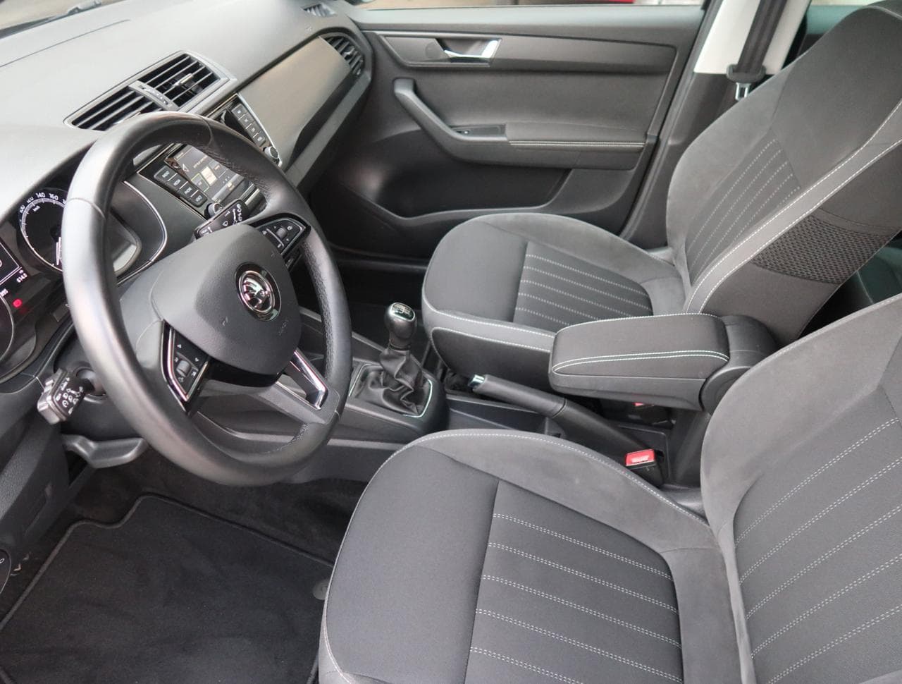 2019 Škoda FABIA - 16