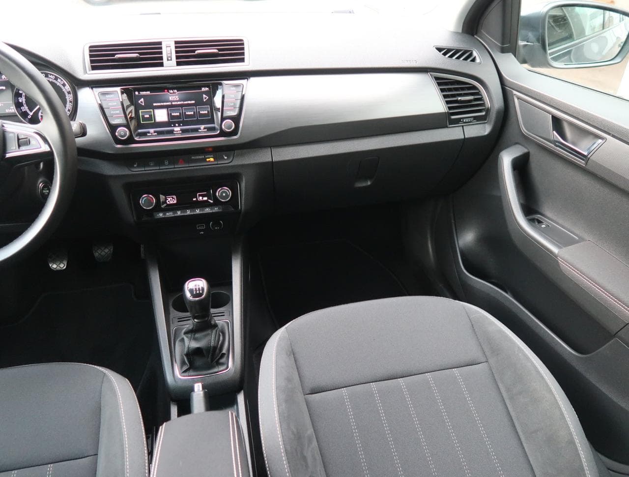 2019 Škoda FABIA - 11