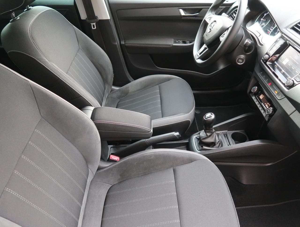 2019 Škoda FABIA - 12