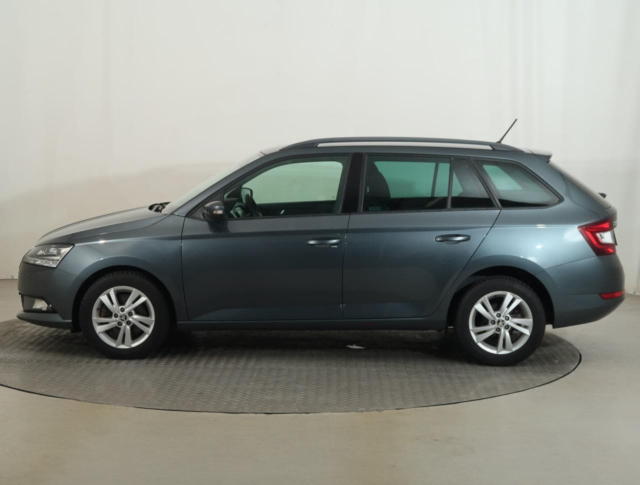 2019 Škoda FABIA - 4