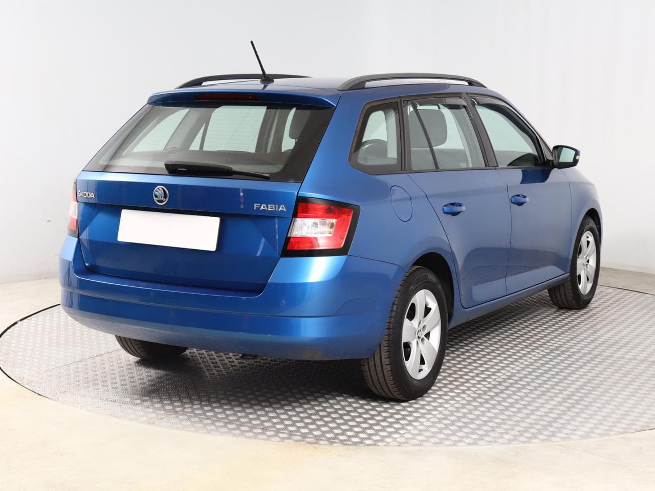 2017 Škoda FABIA - 7