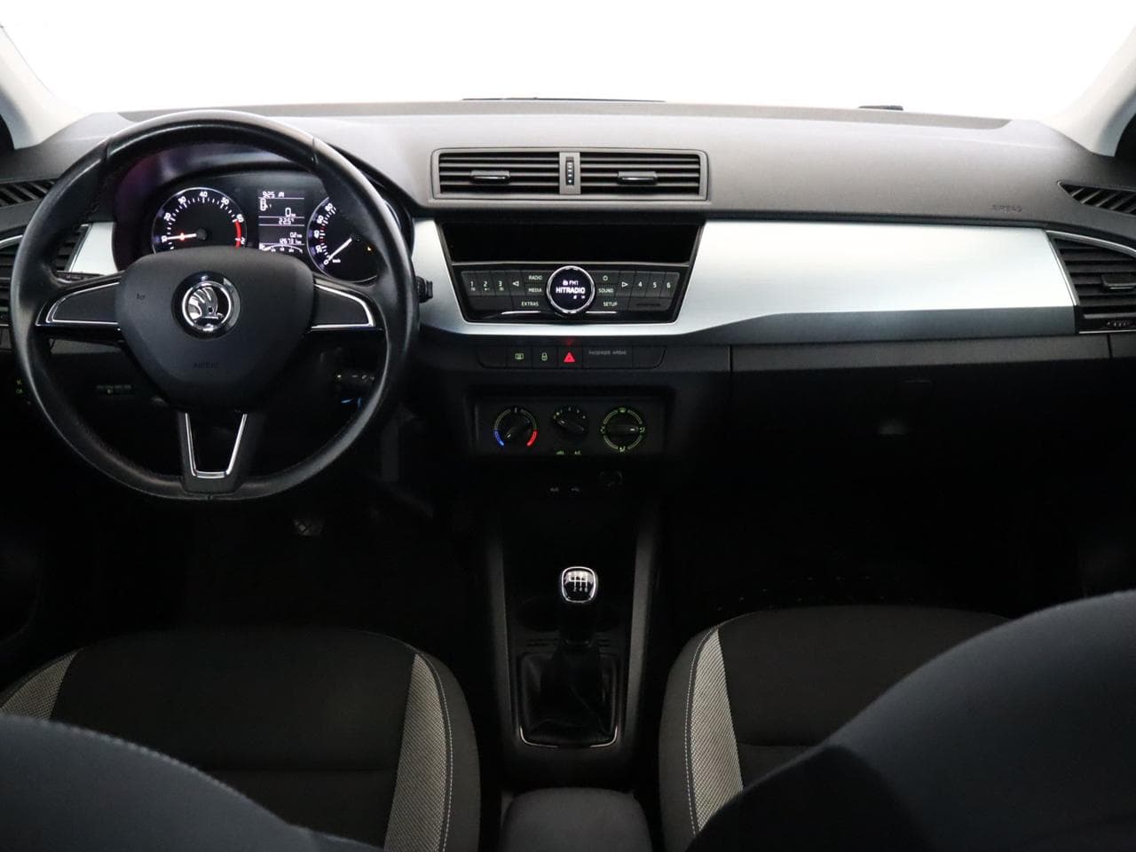 2017 Škoda FABIA - 9