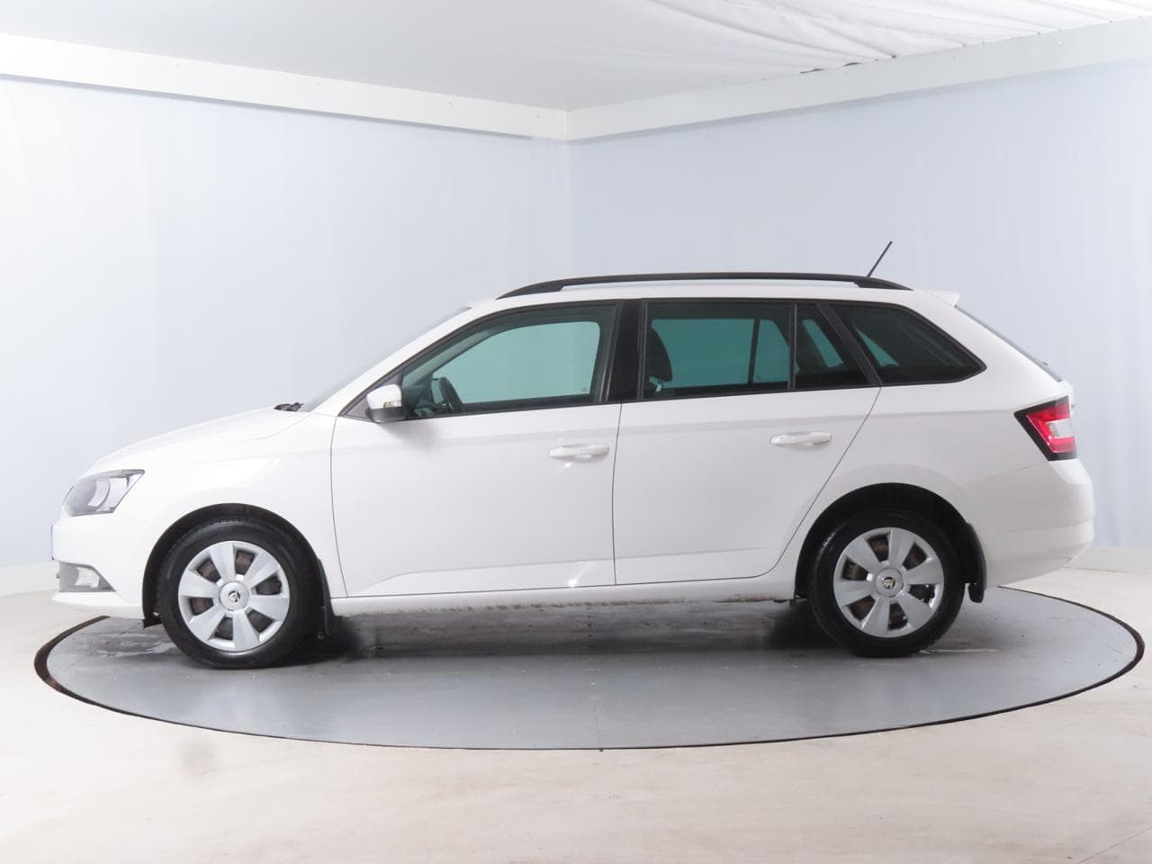 2017 Škoda FABIA - 4