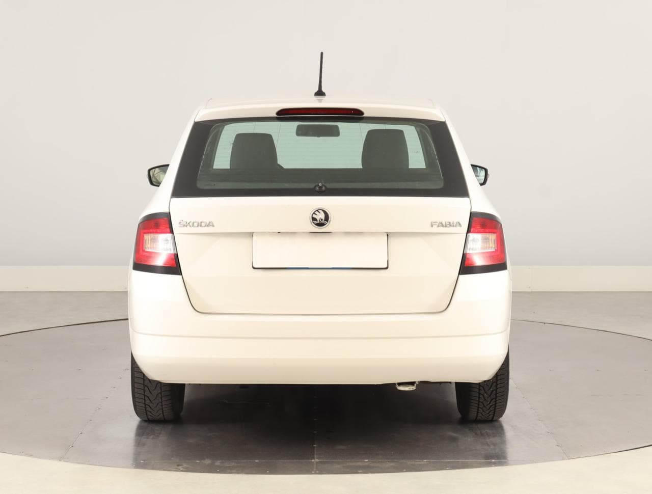 2015 Škoda FABIA - 6