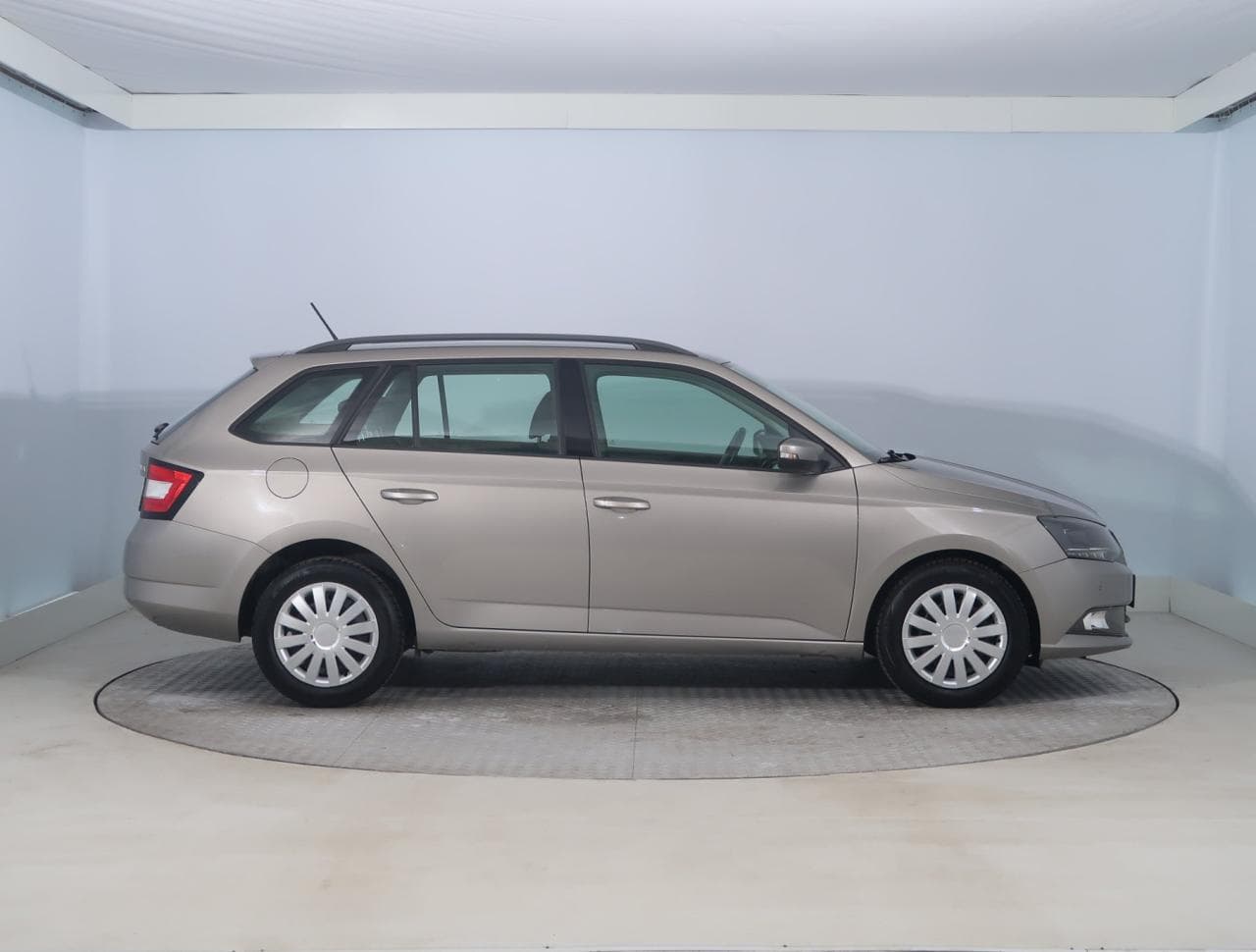 2018 Škoda FABIA - 8