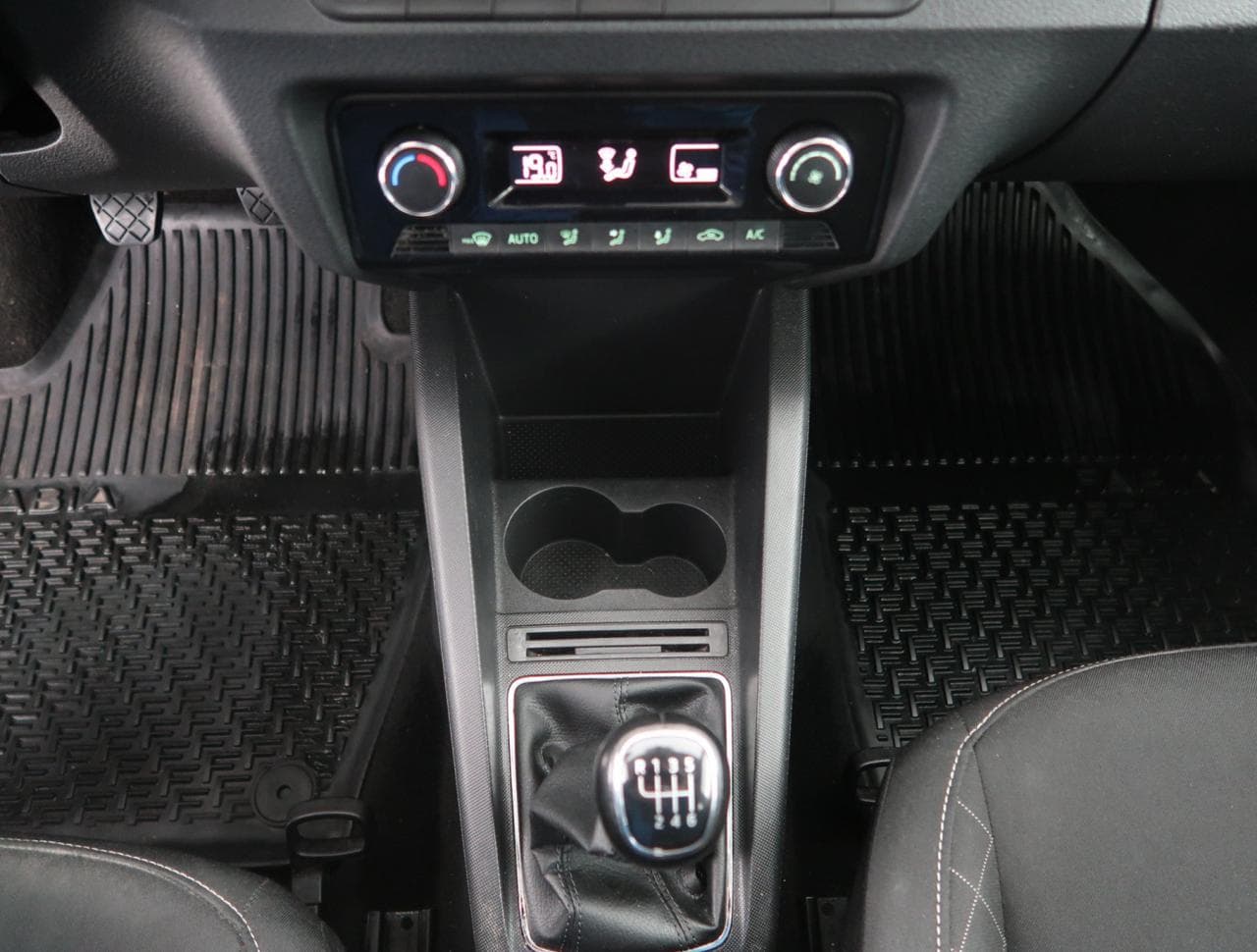 2018 Škoda FABIA - 19