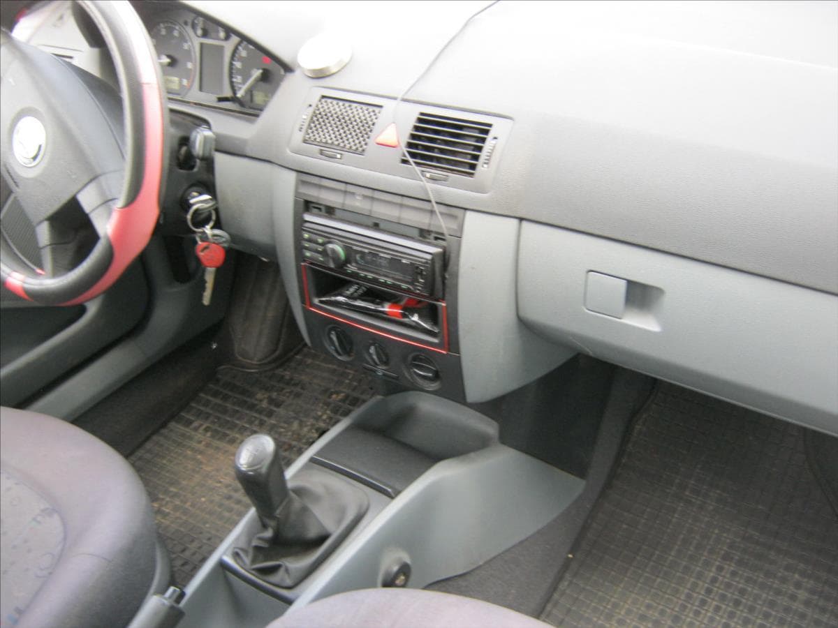 2002 Škoda FABIA - 15