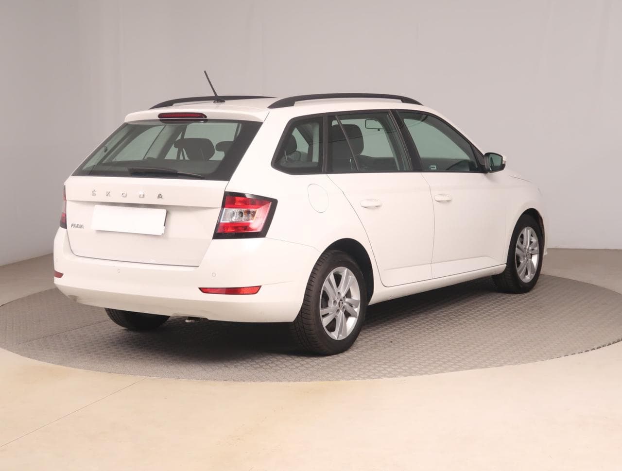 2021 Škoda FABIA - 7