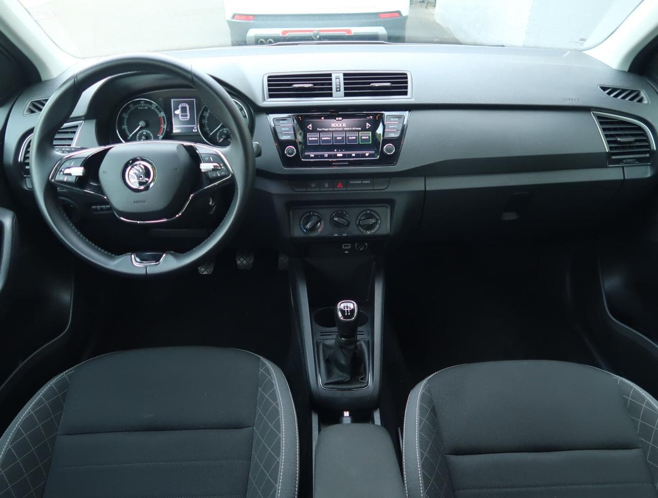 2021 Škoda FABIA - 10