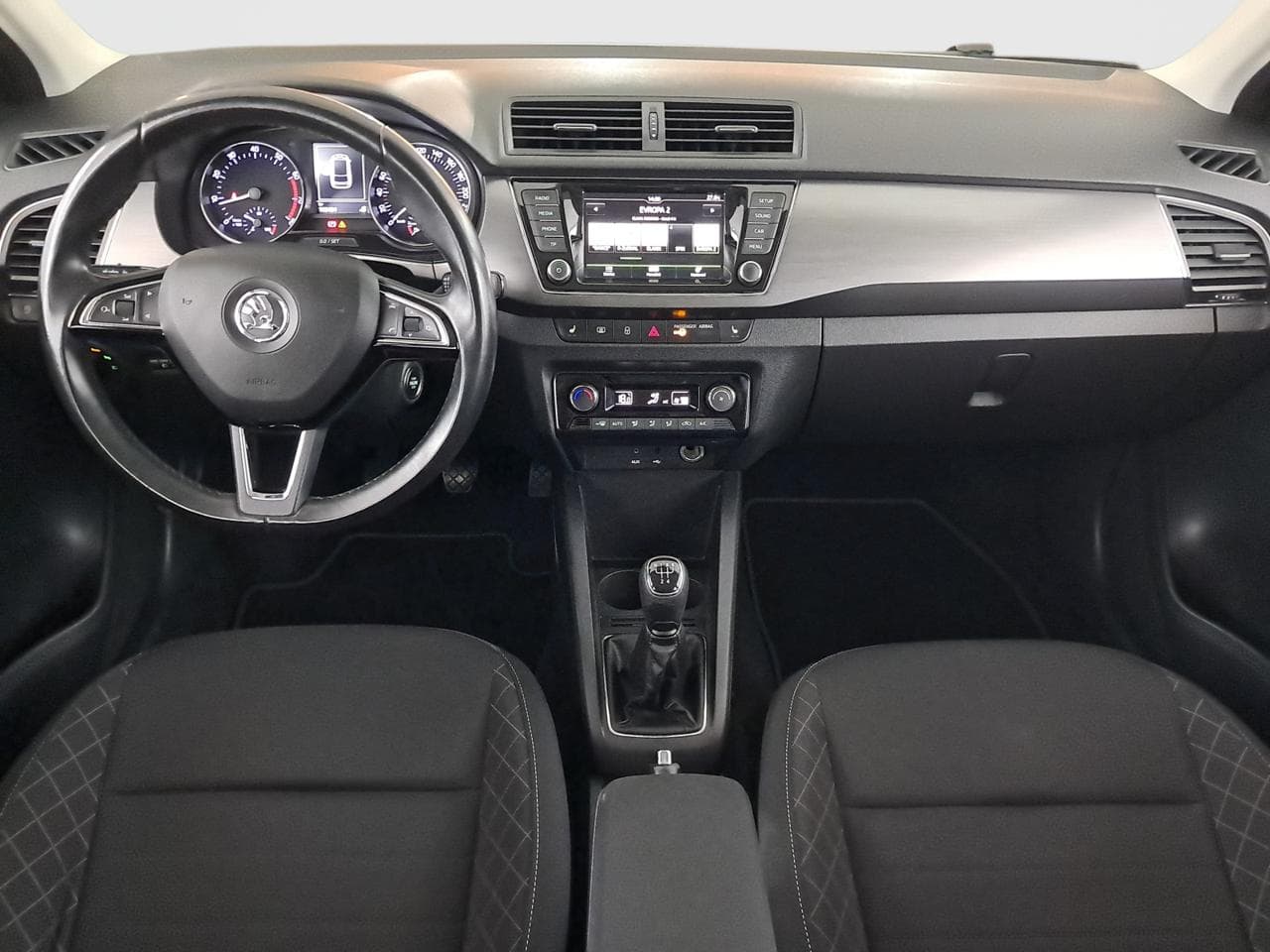2016 Škoda FABIA - 10