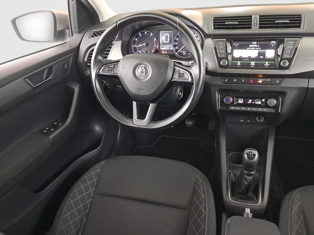 2016 Škoda FABIA - 9