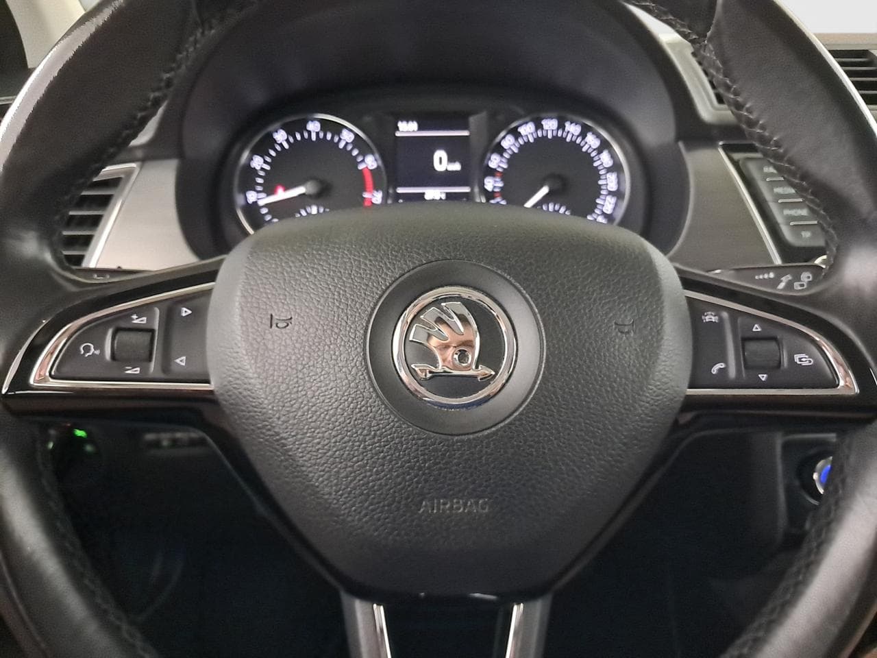 2016 Škoda FABIA - 23