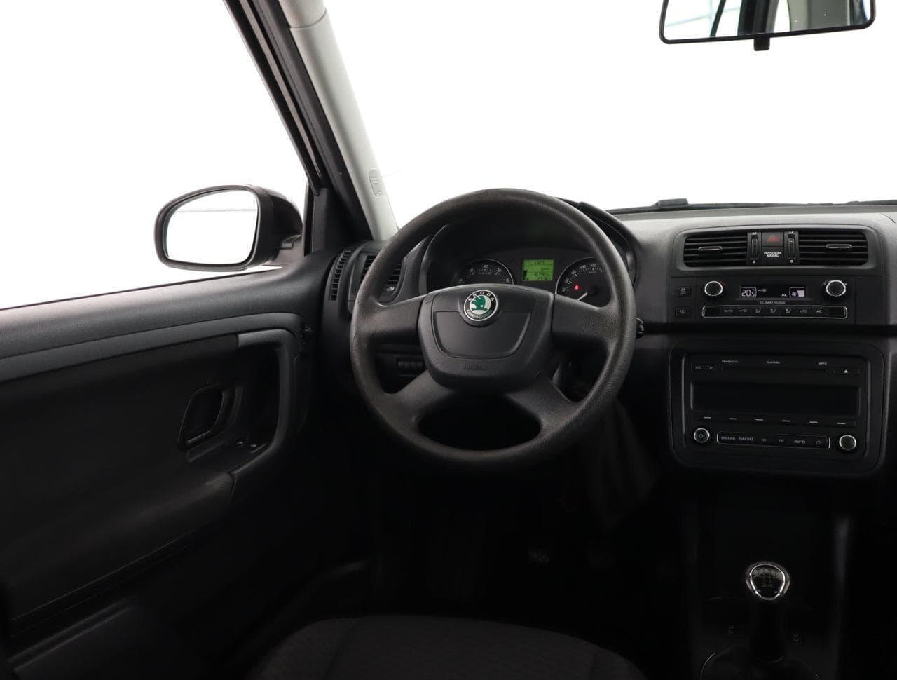 2010 Škoda FABIA - 9