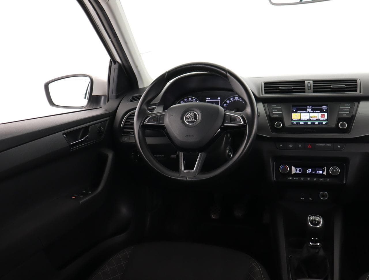 2015 Škoda FABIA - 9