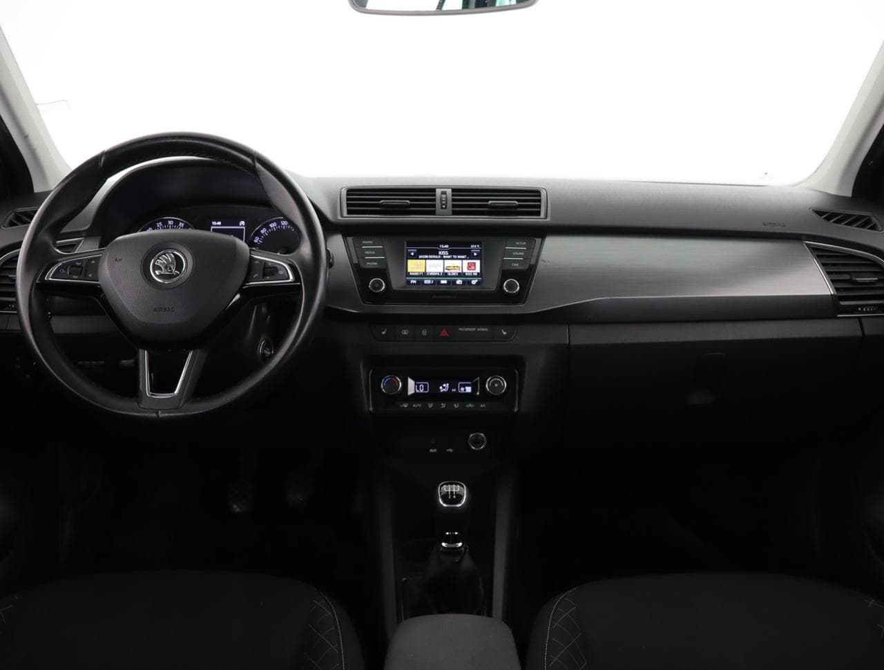 2015 Škoda FABIA - 10