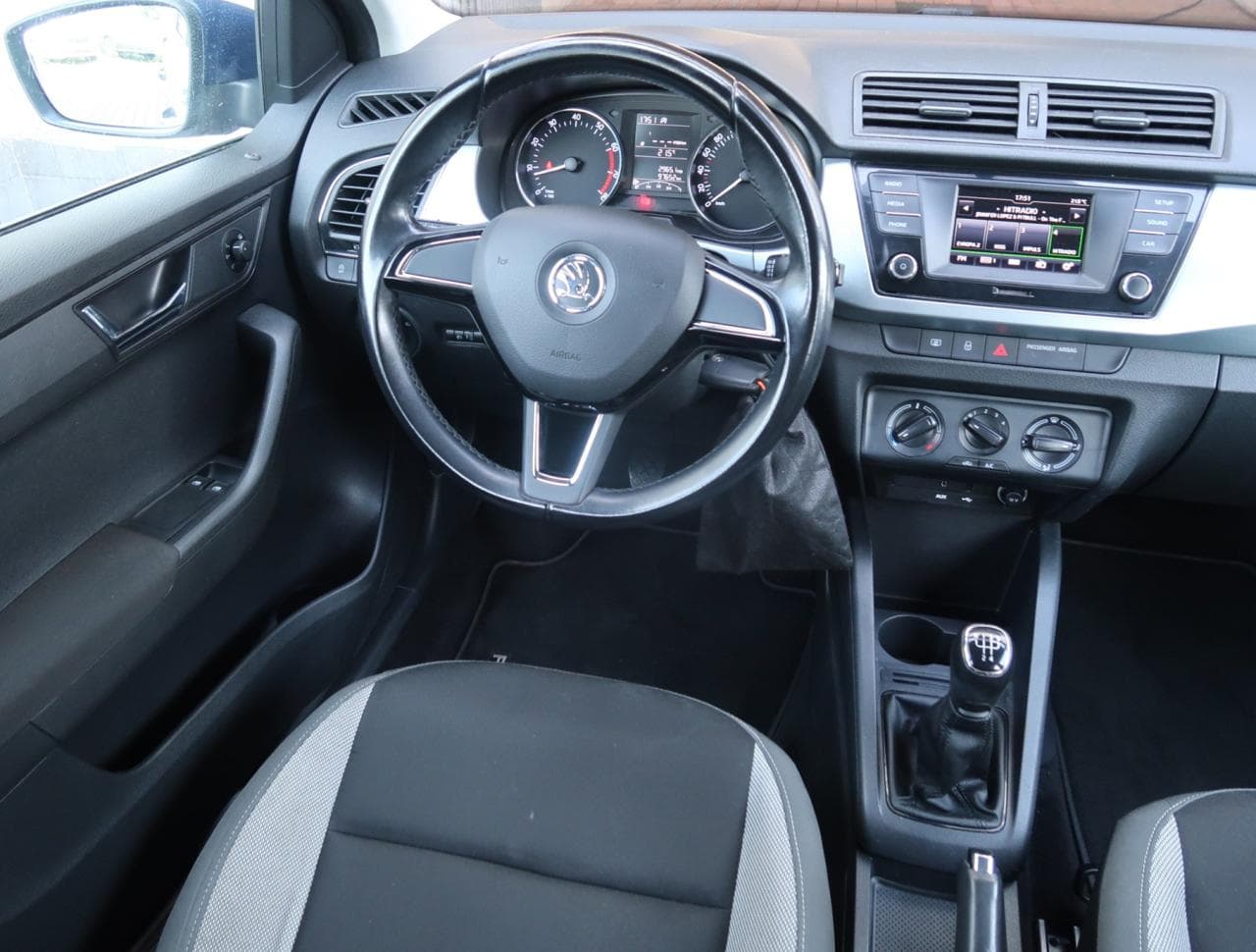 2017 Škoda FABIA - 9
