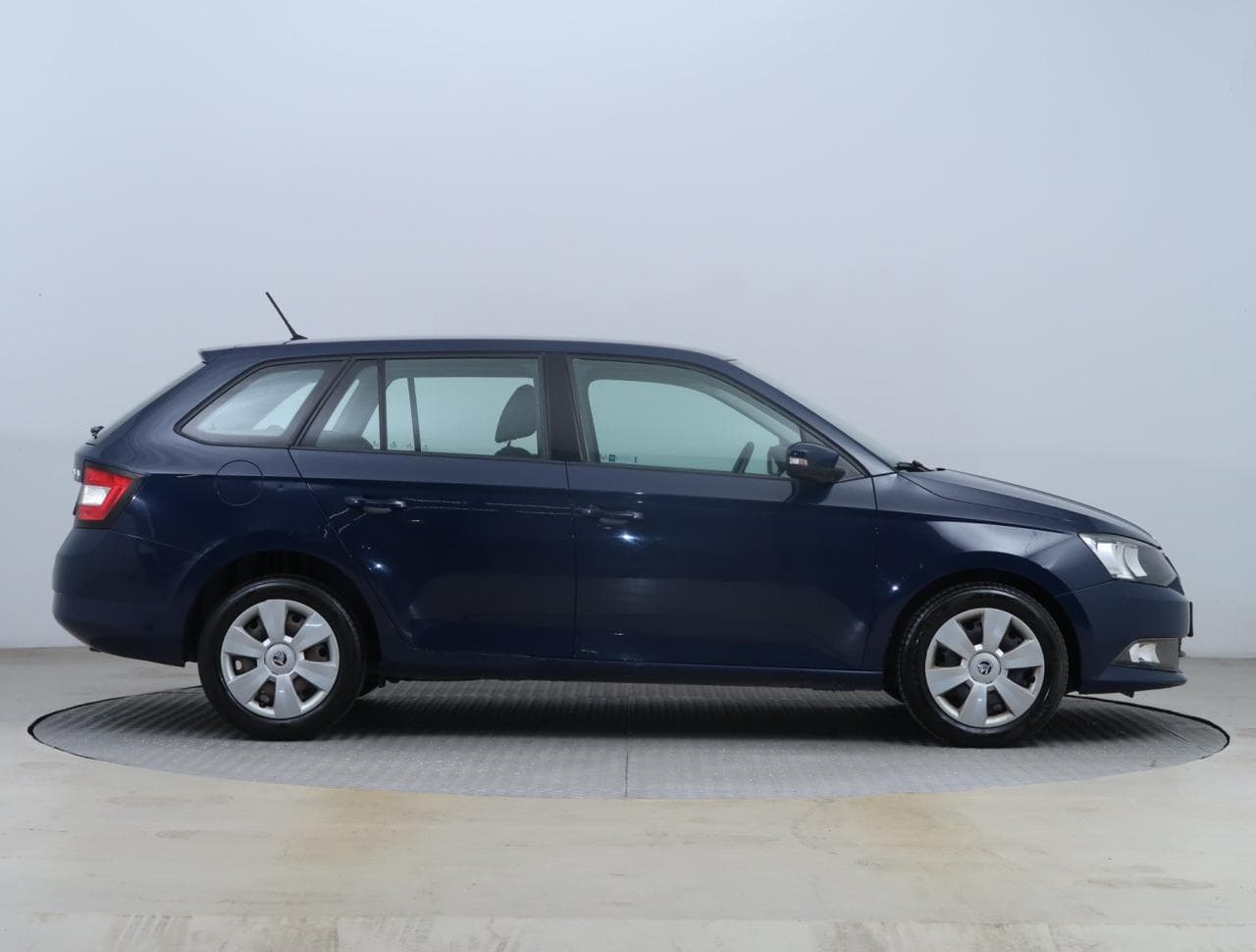 2017 Škoda FABIA - 8