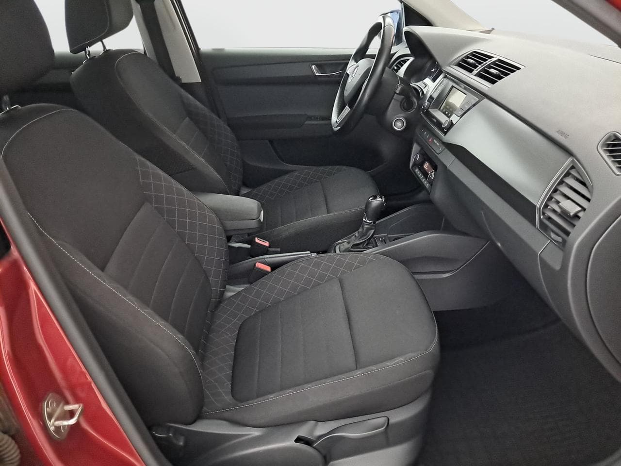 2015 Škoda FABIA - 16