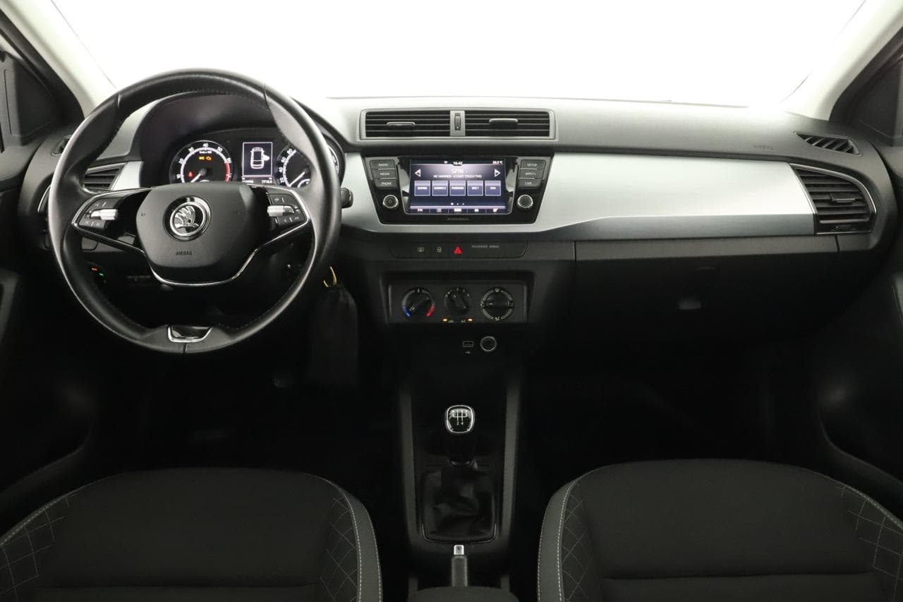 2021 Škoda FABIA - 9