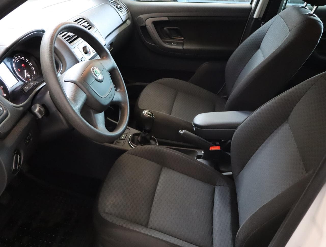2012 Škoda FABIA - 26