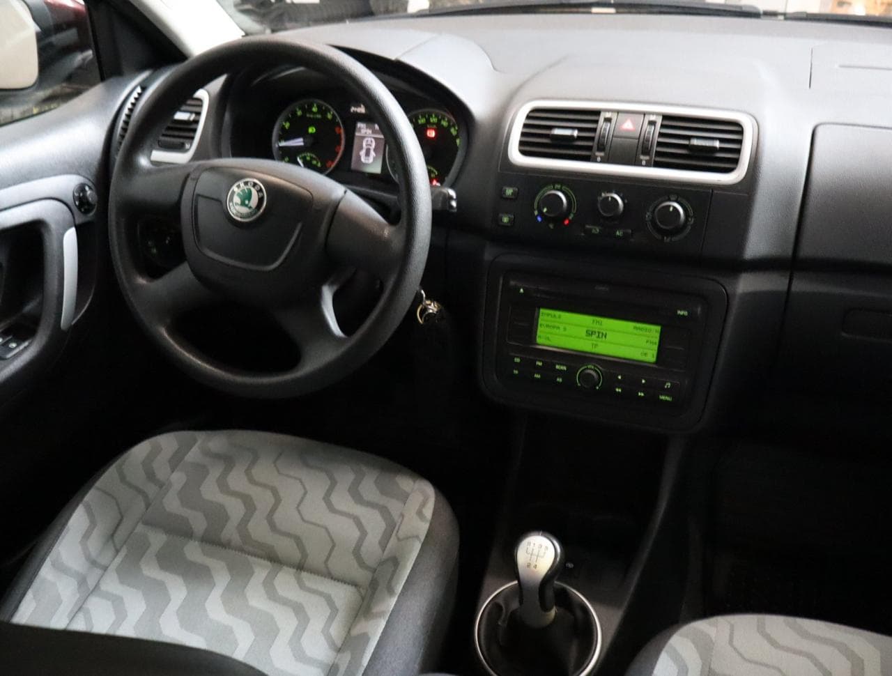 2009 Škoda FABIA - 9