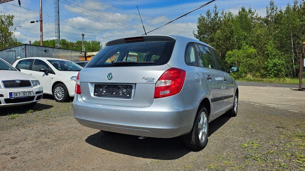 2011 Škoda FABIA - 31