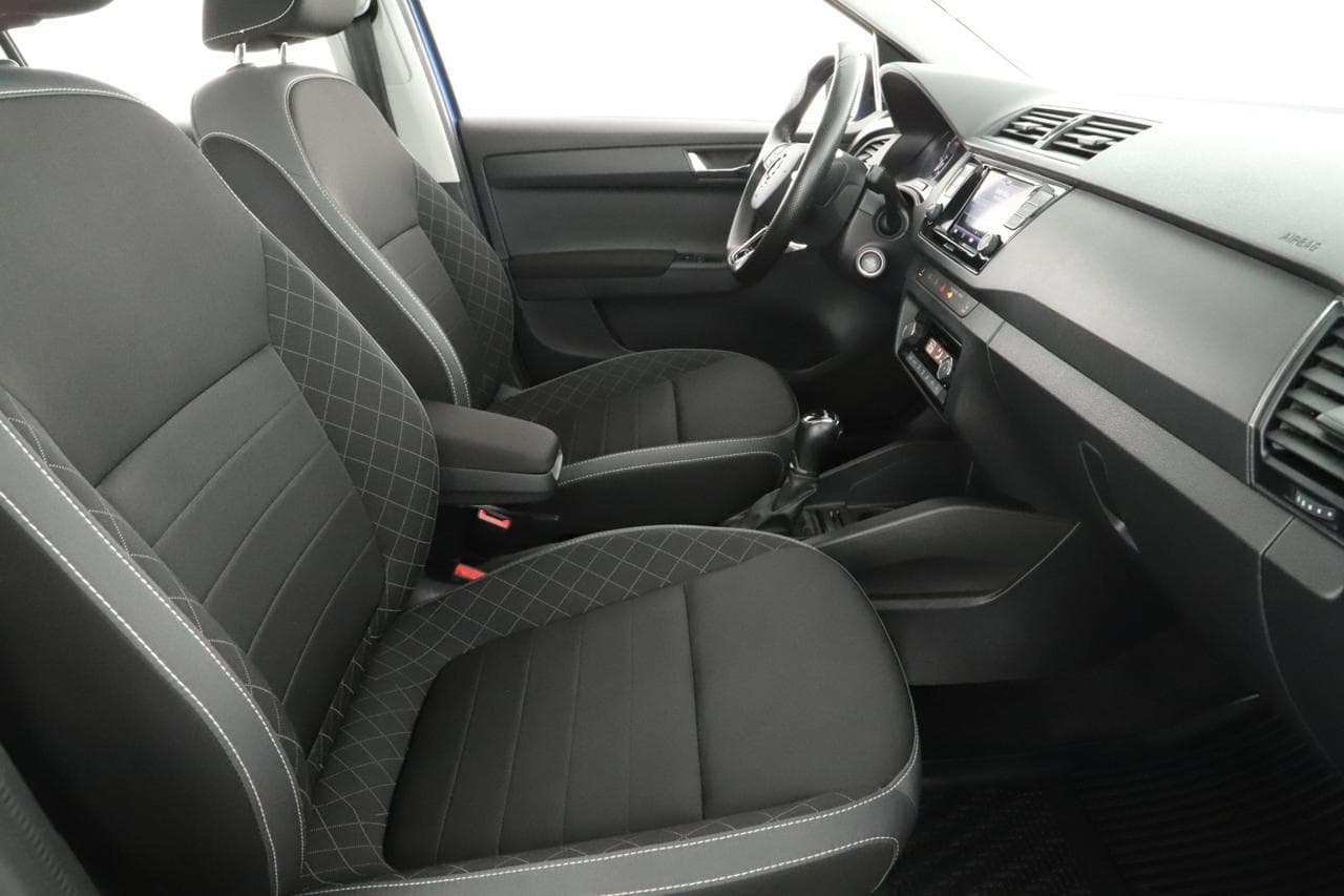 2022 Škoda FABIA - 10