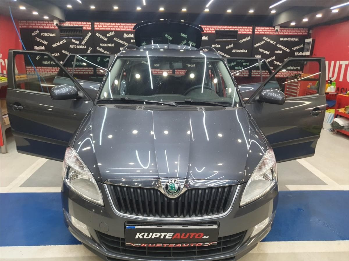 2012 Škoda FABIA - 19