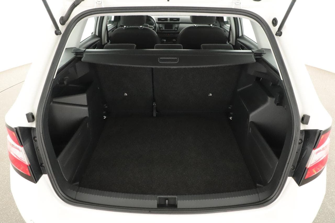 2018 Škoda FABIA - 26