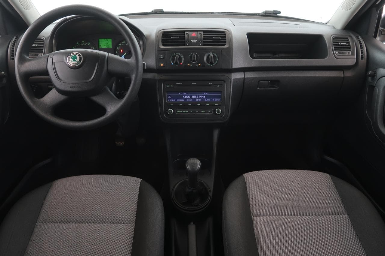 2011 Škoda FABIA - 17