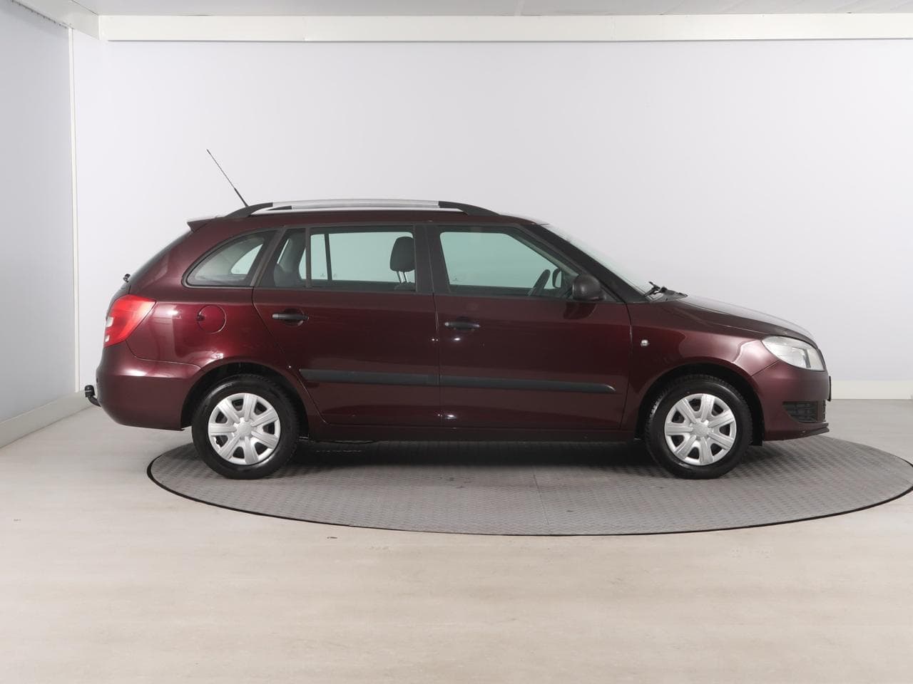 2011 Škoda FABIA - 13