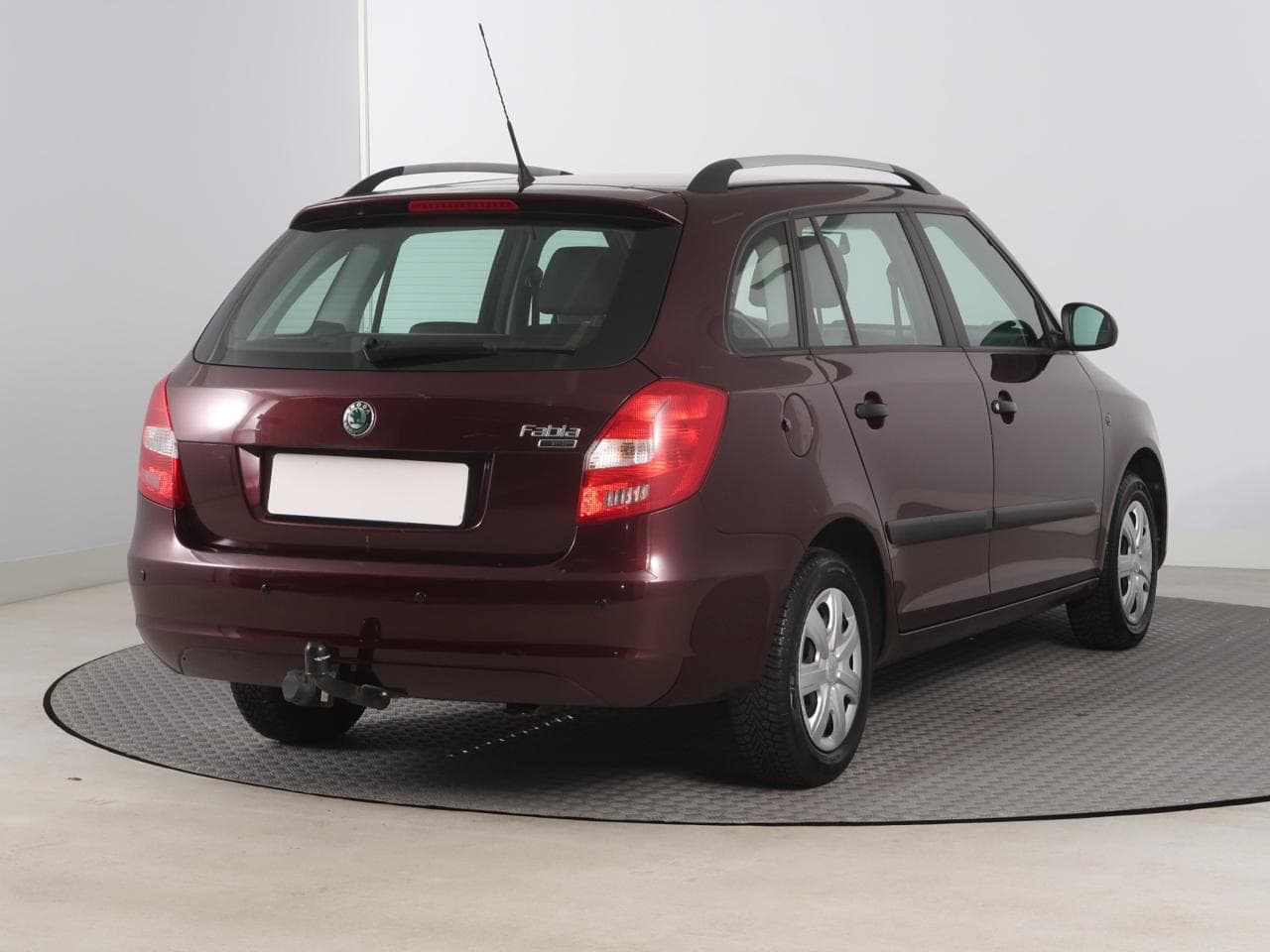 2011 Škoda FABIA - 11