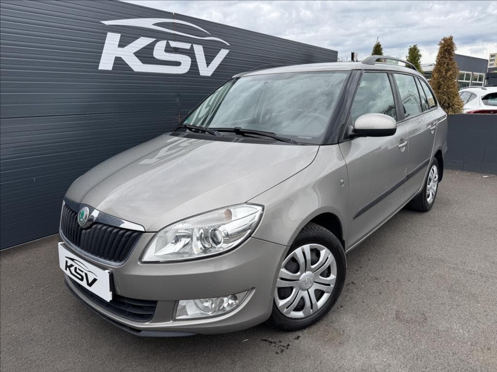 2011 Škoda FABIA