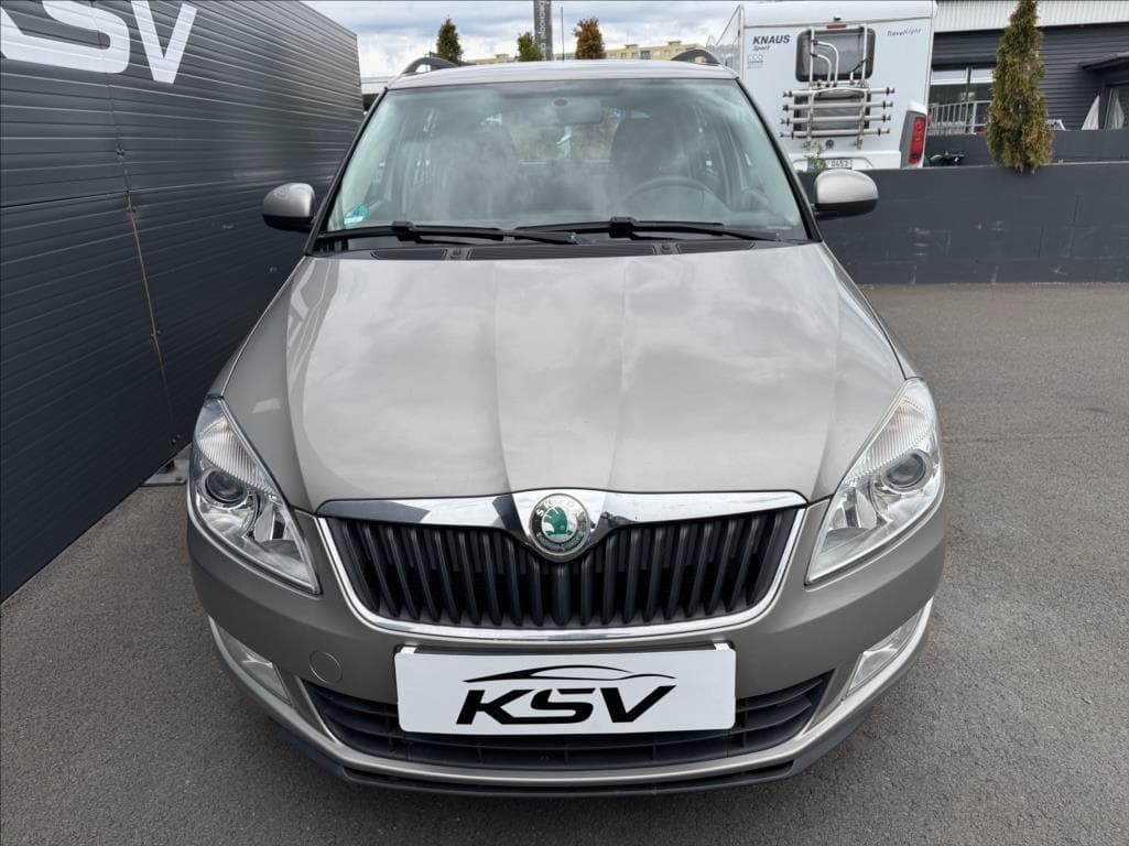 2011 Škoda FABIA - 5