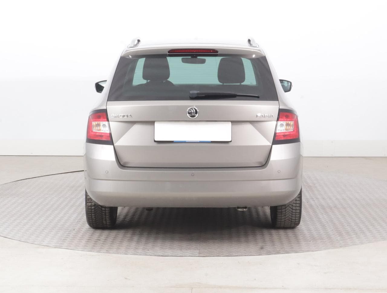 2016 Škoda FABIA - 9