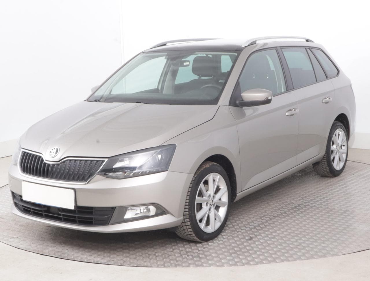 2016 Škoda FABIA - 3