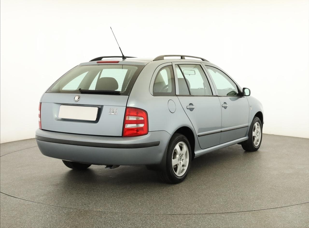 2002 Škoda FABIA - 8