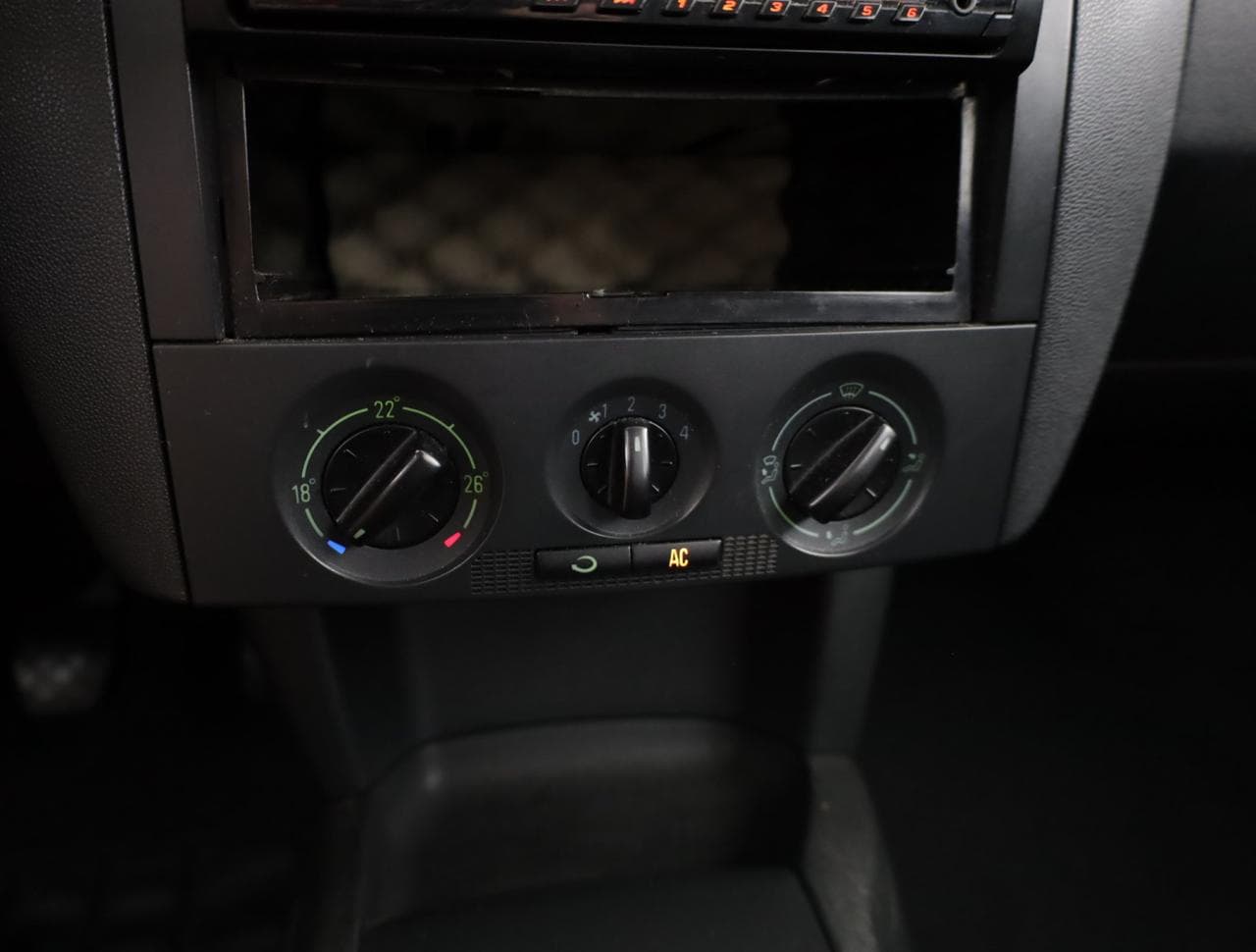 2002 Škoda FABIA - 24