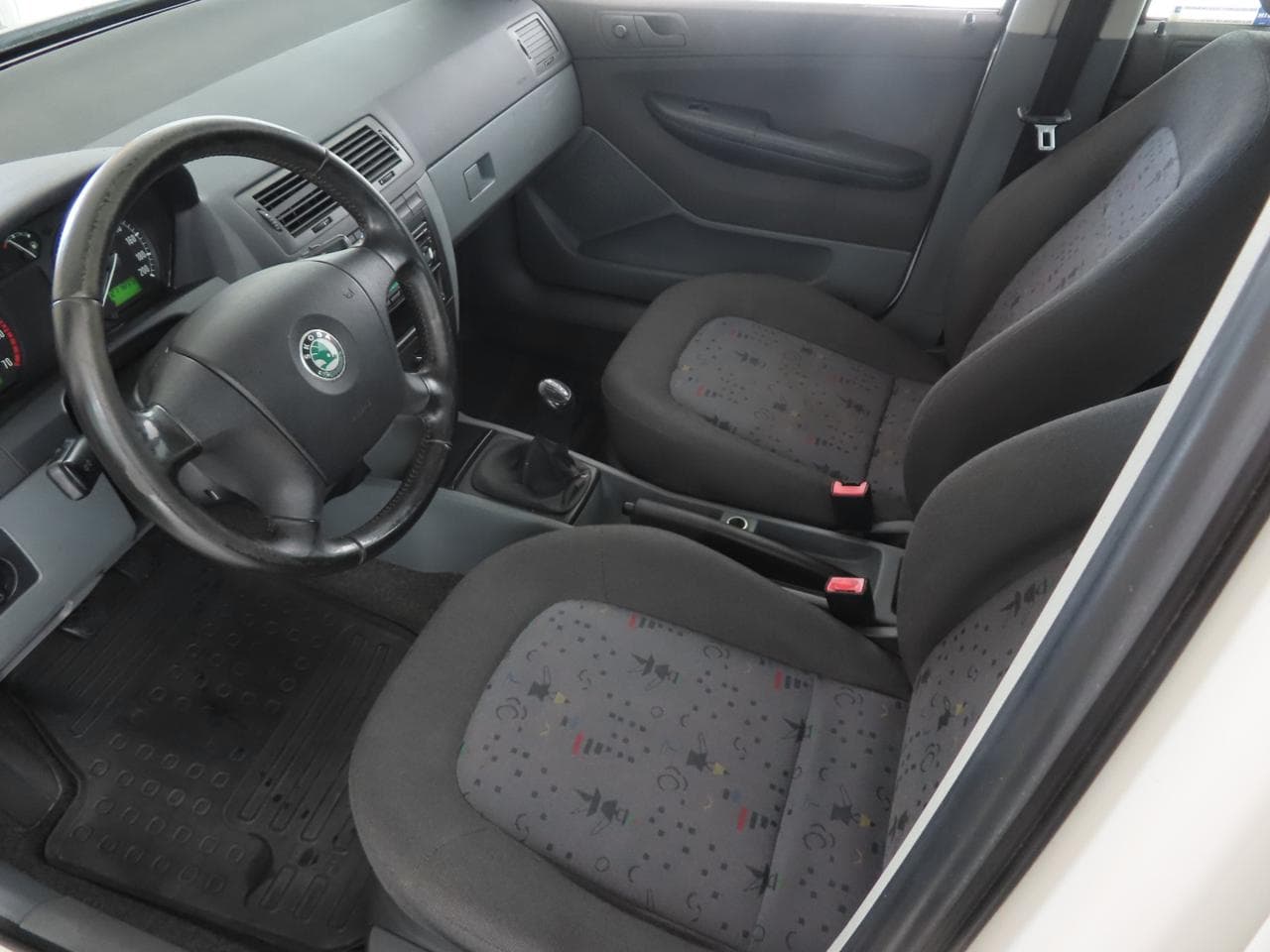 2004 Škoda FABIA - 16