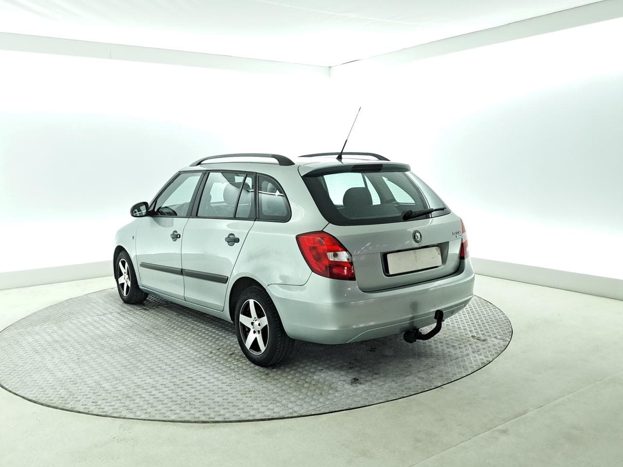 2010 Škoda FABIA - 5