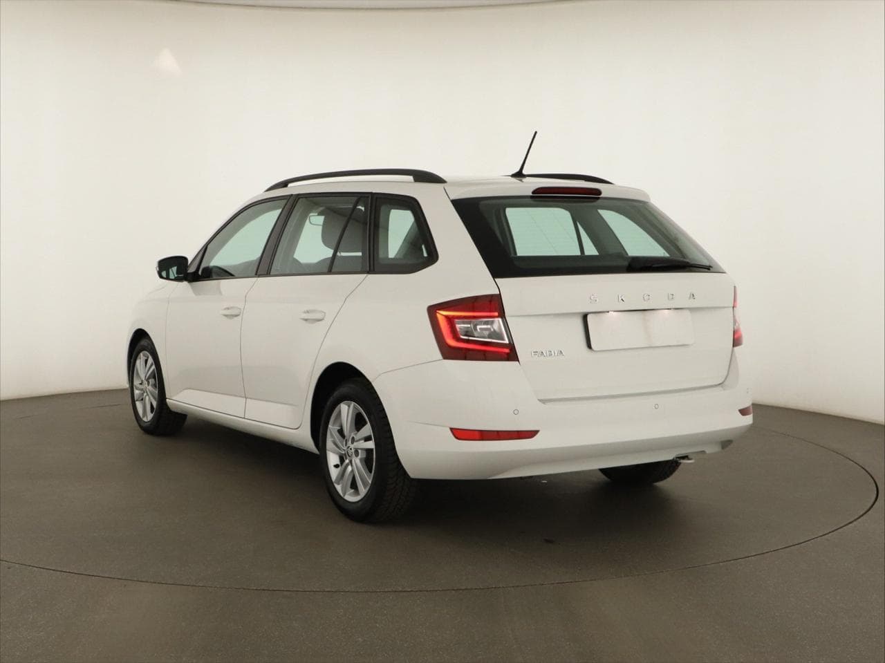 2021 Škoda FABIA - 7