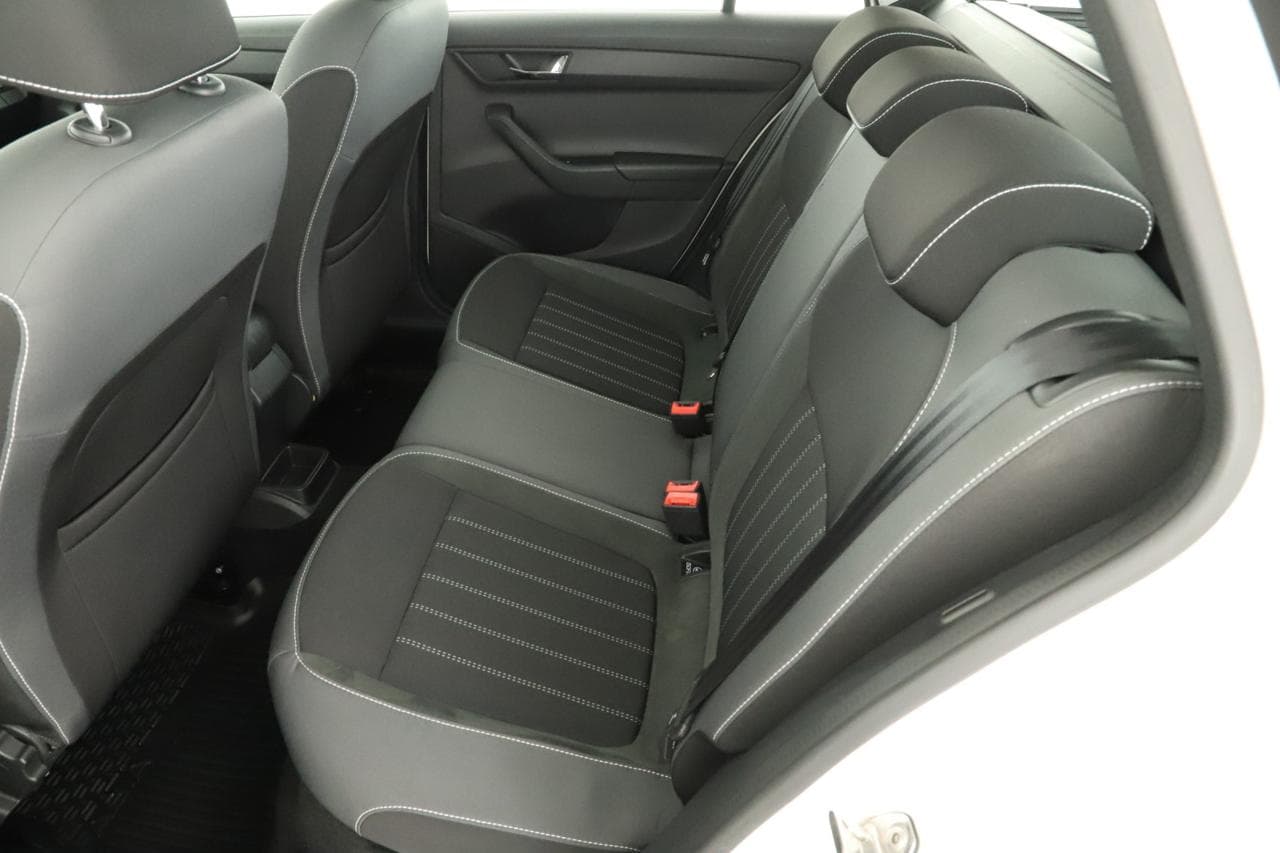 2021 Škoda FABIA - 21