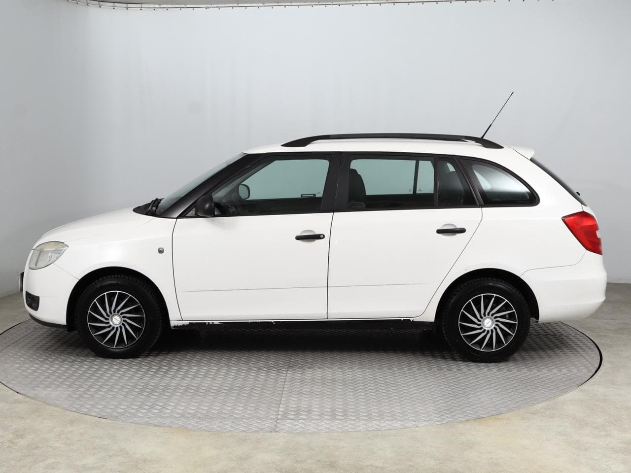 2009 Škoda FABIA - 7