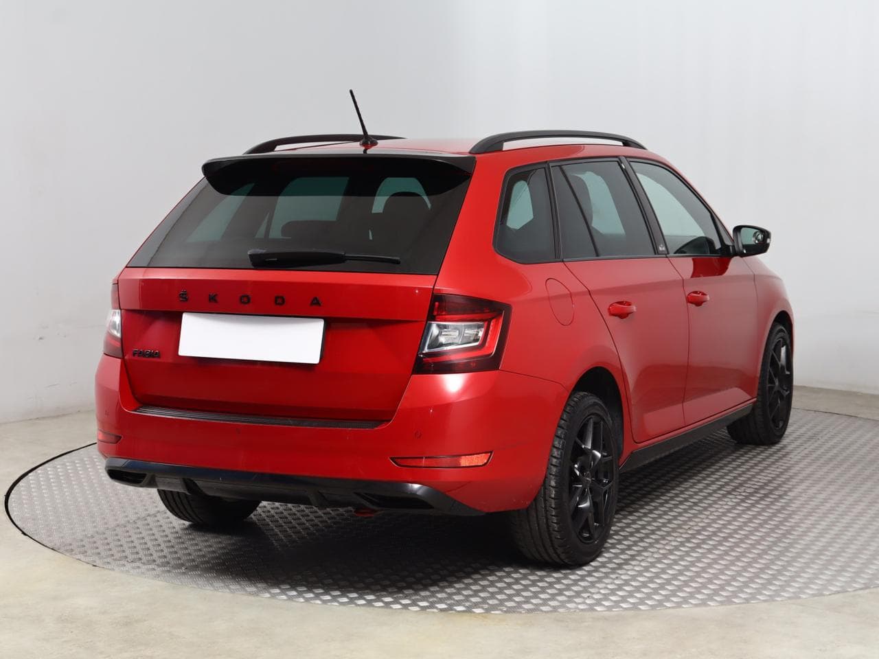 2019 Škoda FABIA - 13
