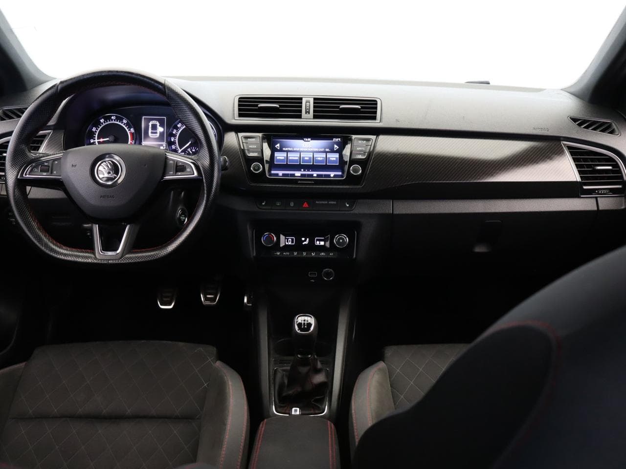 2019 Škoda FABIA - 17