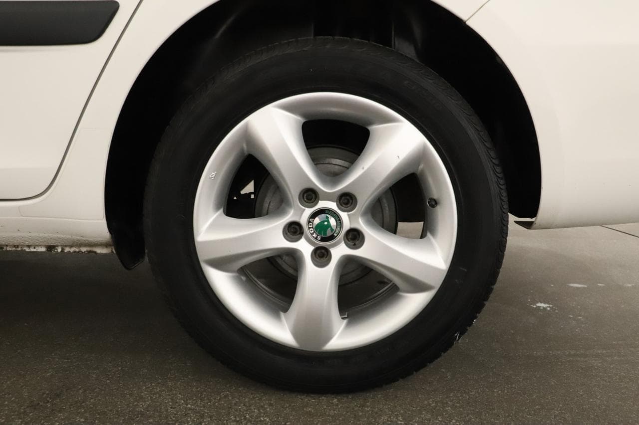 2012 Škoda FABIA - 32