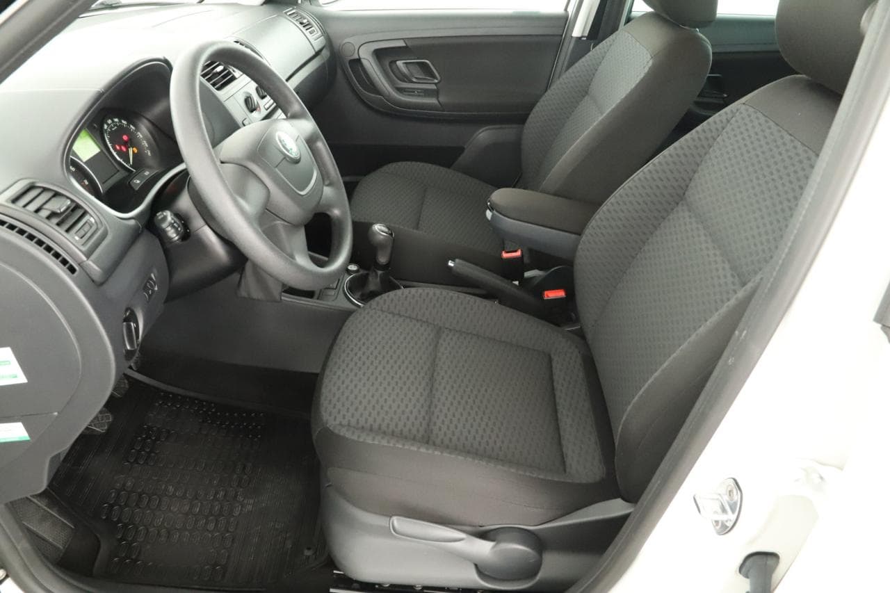 2012 Škoda FABIA - 24